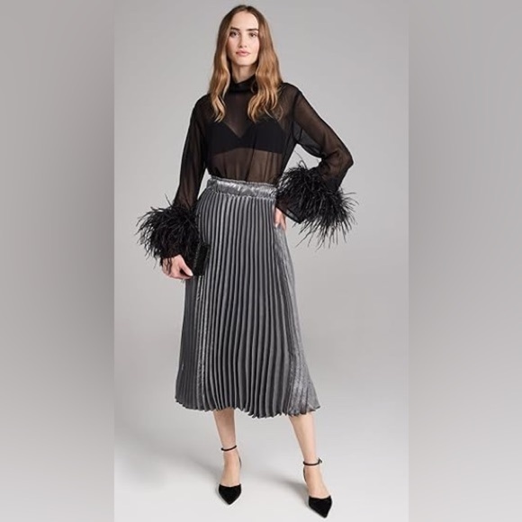 En Saison Mona Pleated Midi Skirt in Metallic Grey Size Small NWT - Picture 1 of 6